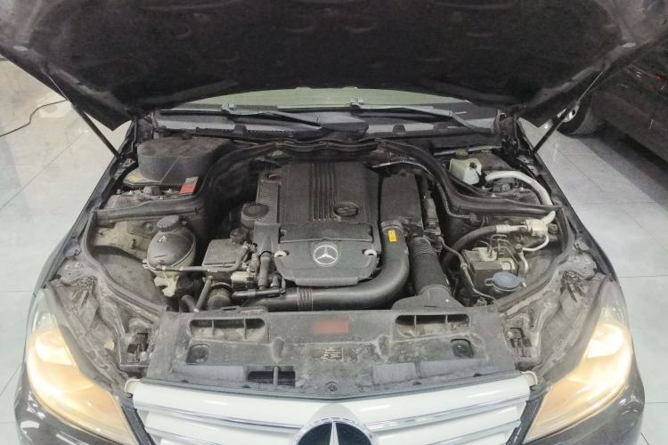 Used Mercedes-Benz C-Class 2011 C 200 Fashion Travel Edition Engine Bay