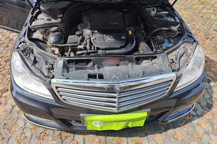 Used Mercedes-Benz C-Class 2011 C 200 CGI Elegant Model Engine Bay