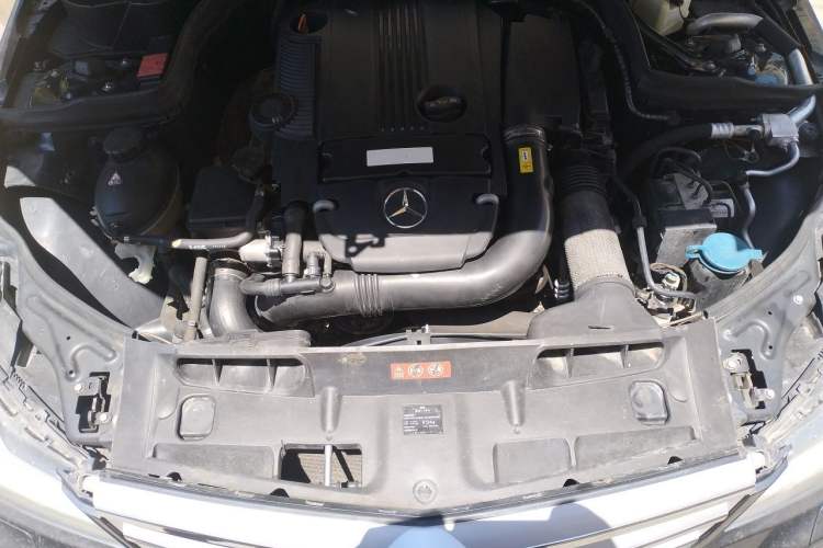 Used Mercedes-Benz C-Class 2011 C 200 CGI Fashion Model Engine Bay