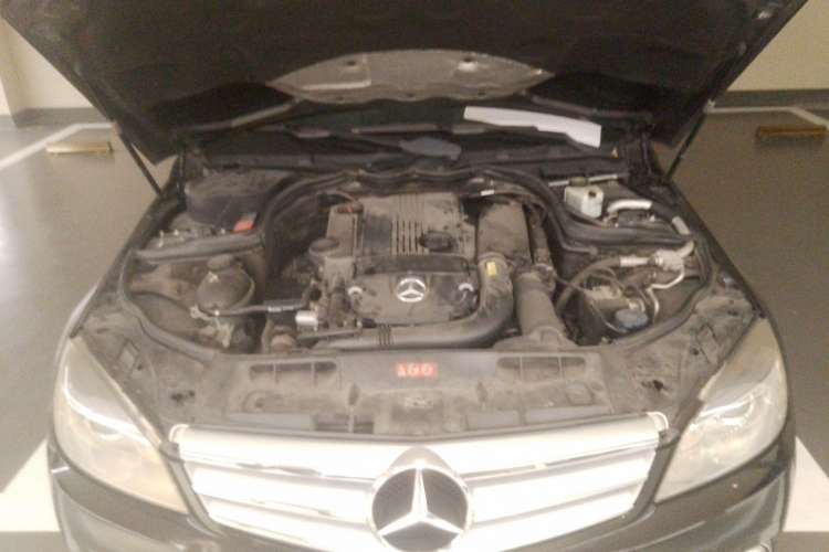 Used Mercedes-Benz C-Class 2011 C 200 Fashion Travel Edition Engine Bay