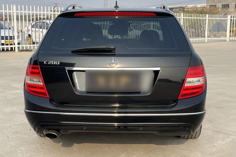 Used Mercedes-Benz C-Class 2011 C 200 Fashion Travel Edition Exterior 6