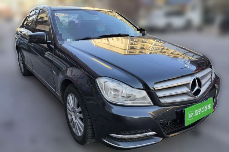 Used Mercedes-Benz C-Class 2011 C 200 CGI Elegant Model Front Right 45 Deg