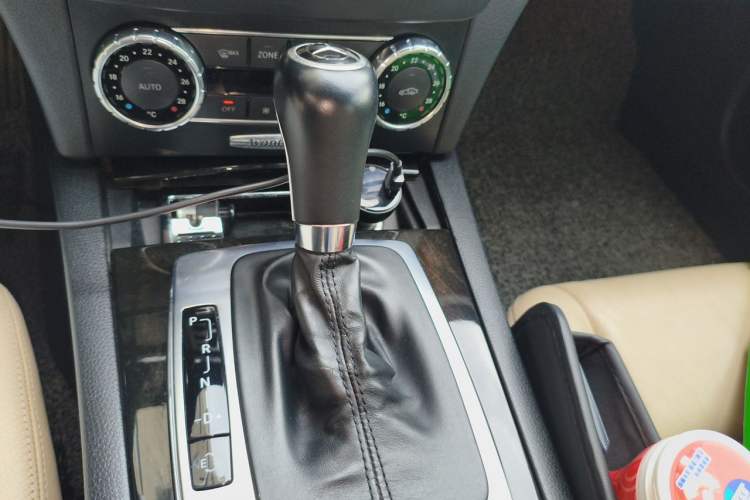 Used Mercedes-Benz C-Class 2011 C 200 CGI Fashion Model Gear Lever