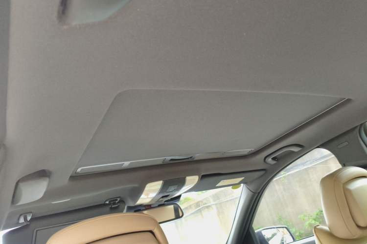 Used Mercedes-Benz C-Class 2011 C 200 CGI Fashion Model Headliner