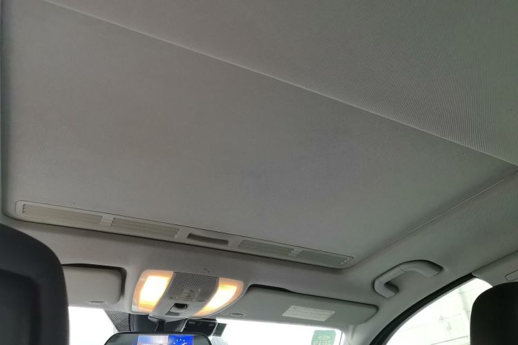 Used Mercedes-Benz C-Class 2011 C 180K Classic model Headliner