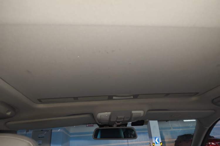 Used Mercedes-Benz C-Class 2011 C 200 CGI Fashion Model Headliner