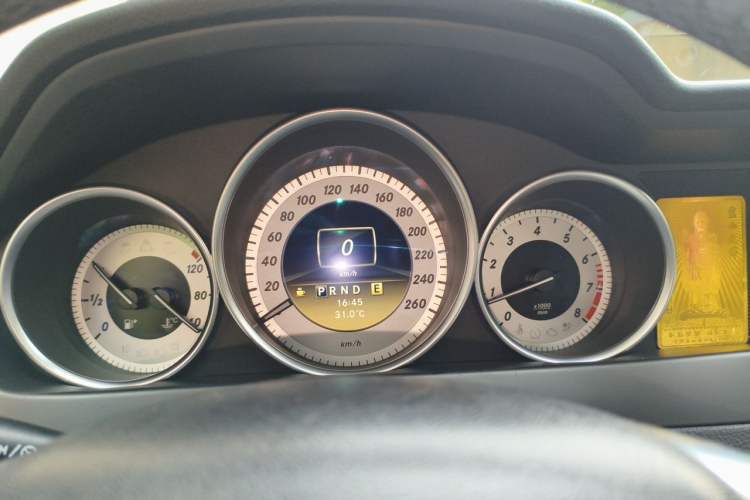Used Mercedes-Benz C-Class 2011 C 200 CGI Fashion Model Instrument Cluster