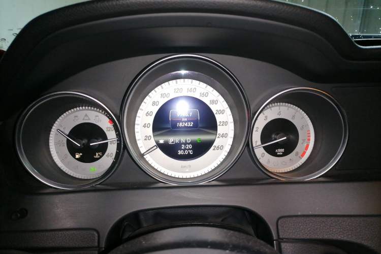 Used Mercedes-Benz C-Class 2011 C 200 Fashion Travel Edition Instrument Cluster