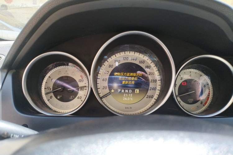 Used Mercedes-Benz C-Class 2011 C 200 CGI Fashion Model Instrument Cluster