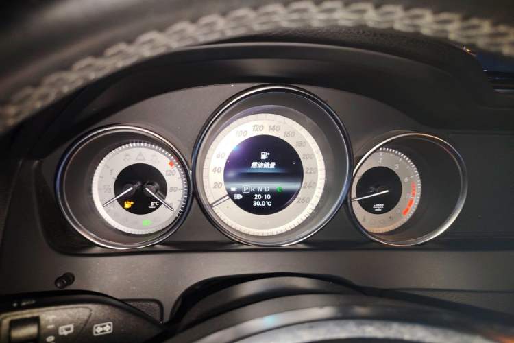 Used Mercedes-Benz C-Class 2011 C 200 Fashion Travel Edition Instrument Cluster