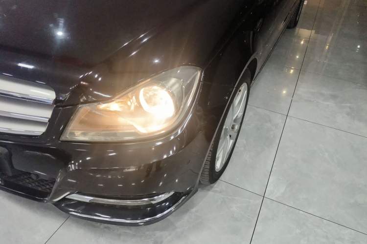 Used Mercedes-Benz C-Class 2011 C 200 Fashion Travel Edition Left Front Headlight