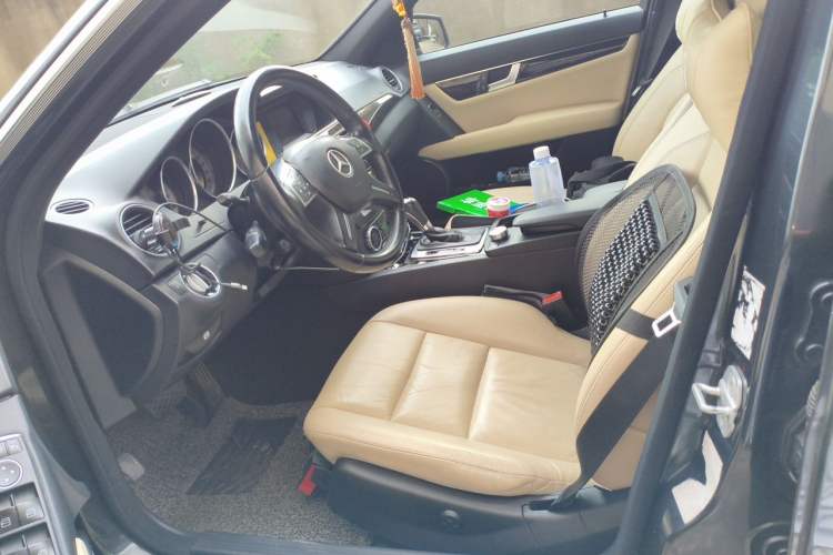 Used Mercedes-Benz C-Class 2011 C 200 CGI Fashion Model Left Front Seat