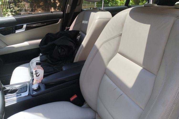 Used Mercedes-Benz C-Class 2011 C 200 CGI Fashion Model Left Front Seat