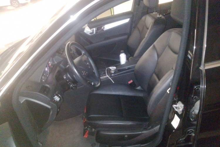 Used Mercedes-Benz C-Class 2011 C 200 Fashion Travel Edition Left Front Seat