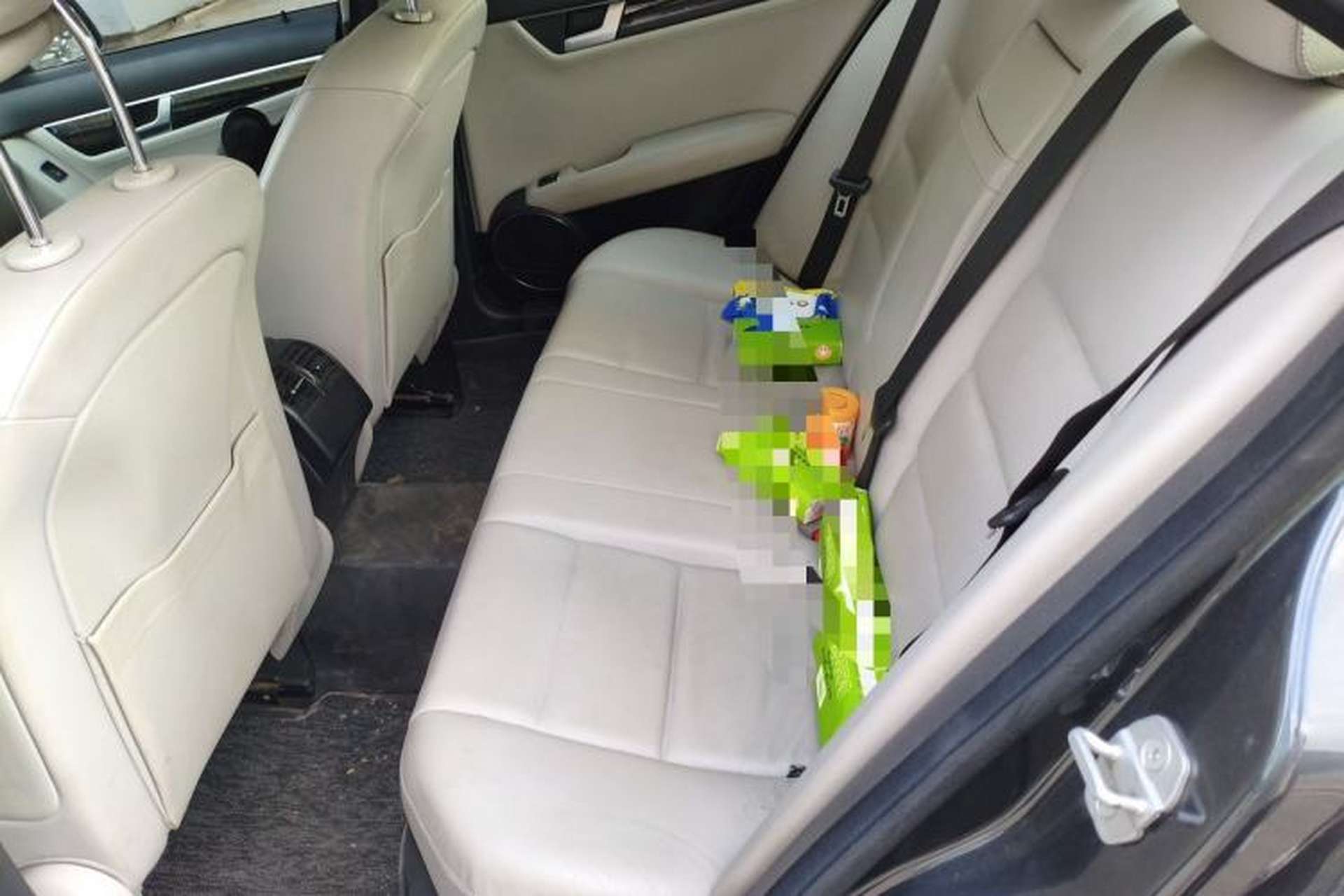 Used Mercedes-Benz C-Class 2011 C 200 CGI Fashion Model Left Rear Seat