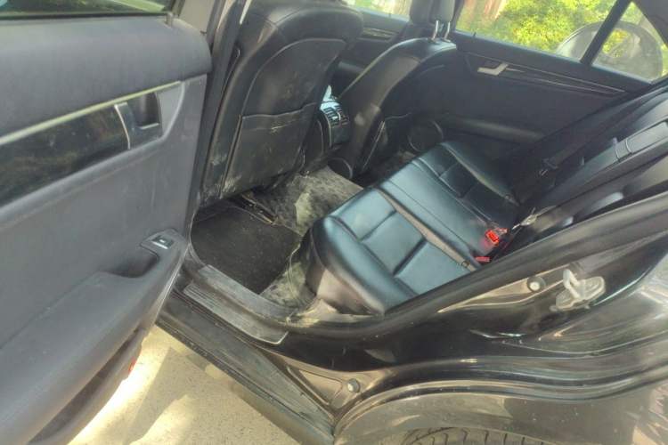 Used Mercedes-Benz C-Class 2011 C 200 CGI Fashion Model Left Rear Seat