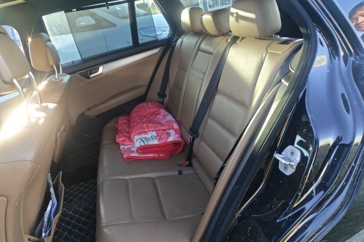 Used Mercedes-Benz C-Class 2011 C 200 Fashion Travel Edition Left Rear Seat