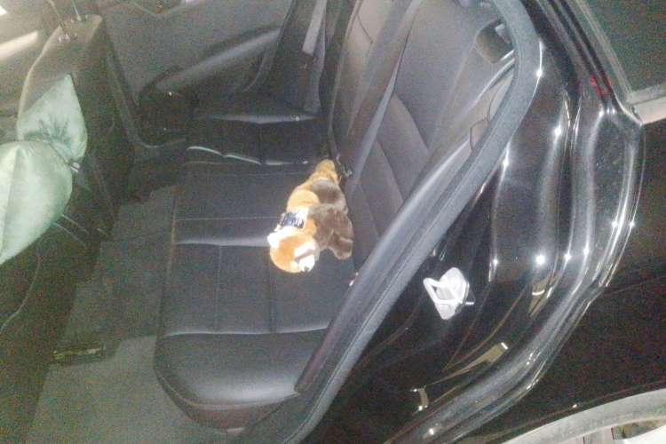 Used Mercedes-Benz C-Class 2011 C 200 Fashion Travel Edition Left Rear Seat