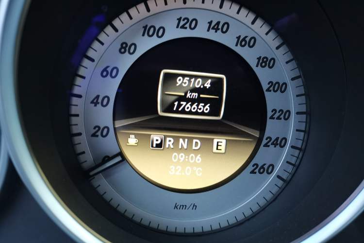 Used Mercedes-Benz C-Class 2011 C 200 CGI Fashion Model Odometer Close Up