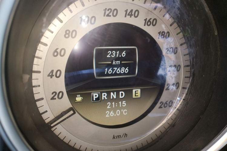 Used Mercedes-Benz C-Class 2011 C 200 CGI Fashion Model Odometer Close Up