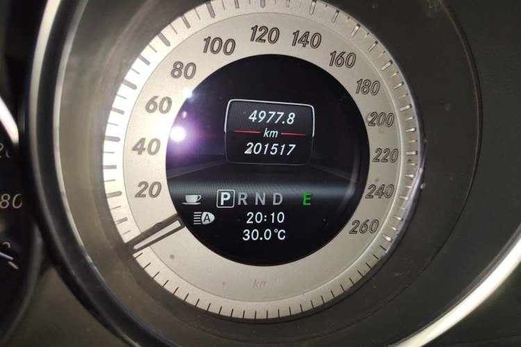 Used Mercedes-Benz C-Class 2011 C 200 Fashion Travel Edition Odometer Close Up