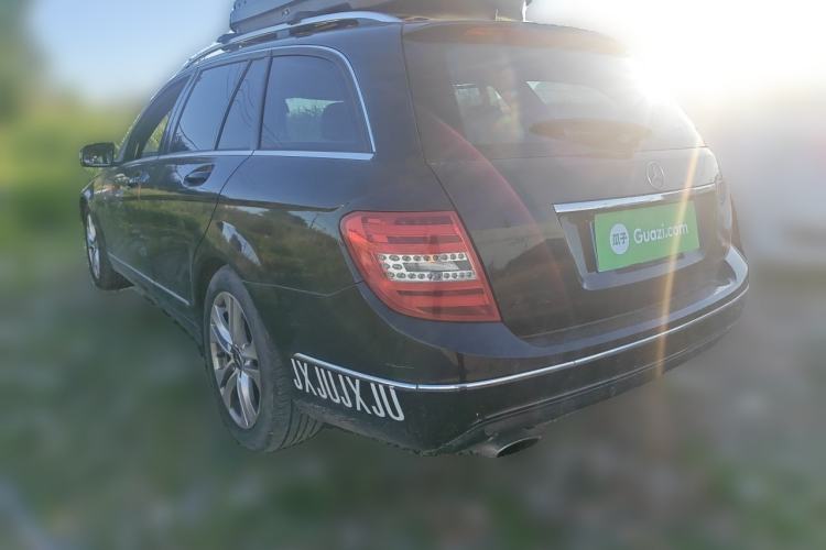 Used Mercedes-Benz C-Class 2011 C 200 Fashion Travel Edition Rear Left 45 Deg