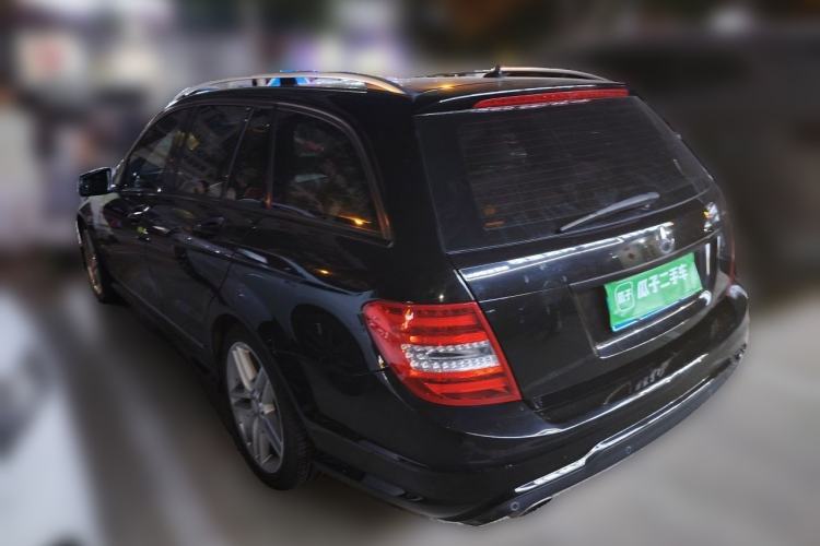 Used Mercedes-Benz C-Class 2011 C 200 Fashion Travel Edition Rear Left 45 Deg