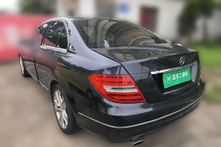Used Mercedes-Benz C-Class 2011 C 200 CGI Fashion Model Rear Left 45 Deg
