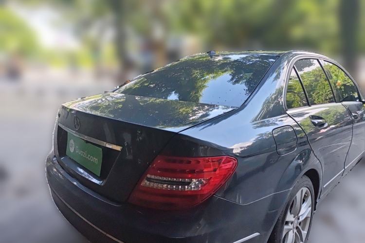 Used Mercedes-Benz C-Class 2011 C 200 CGI Fashion Model Rear Right 45 Deg