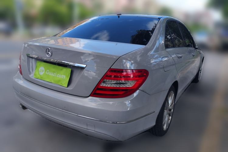 Used Mercedes-Benz C-Class 2011 C 200 CGI Fashion Model Rear Right 45 Deg