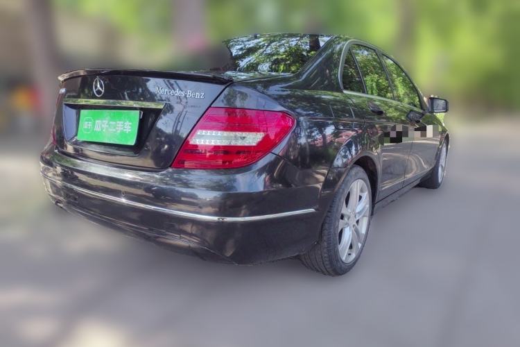Used Mercedes-Benz C-Class 2011 C 200 CGI Fashion Model Rear Right 45 Deg