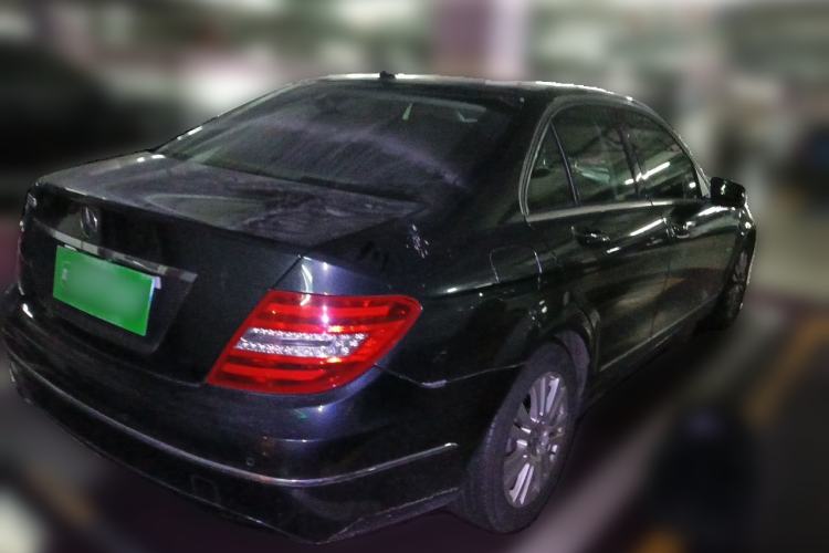 Used Mercedes-Benz C-Class 2011 C 200 CGI Elegant Model Rear Right 45 Deg