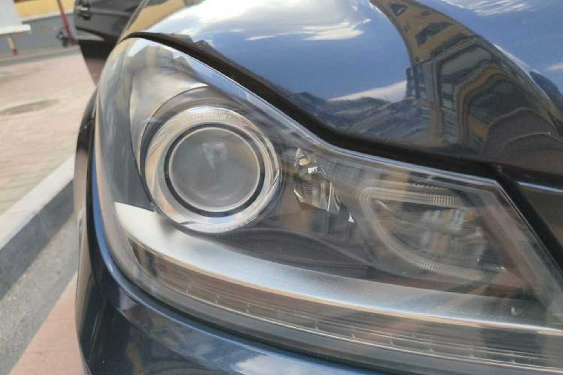 Used Mercedes-Benz C-Class 2011 C 200 CGI Fashion Model Right Front Headlight