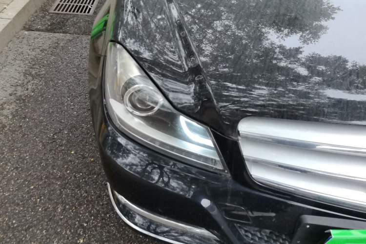 Used Mercedes-Benz C-Class 2011 C 200 Luxury Sport Touring Edition Right Front Headlight