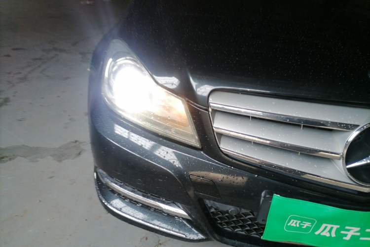 Used Mercedes-Benz C-Class 2011 C 200 Fashion Travel Edition Right Front Headlight