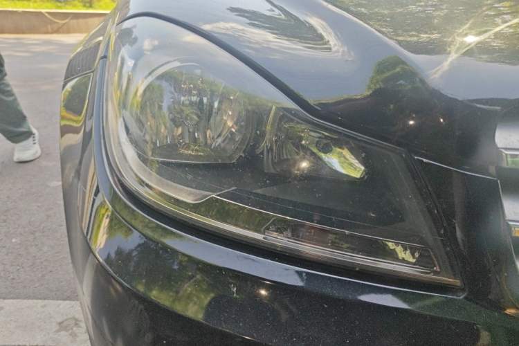 Used Mercedes-Benz C-Class 2011 C 200 Fashion Travel Edition Right Front Headlight