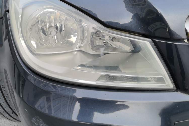 Used Mercedes-Benz C-Class 2011 C 180K Classic model Right Front Headlight