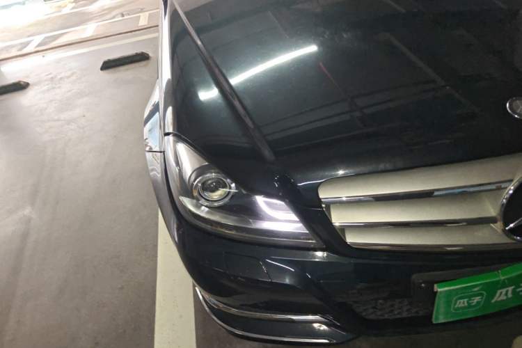Used Mercedes-Benz C-Class 2011 C 200 CGI Fashion Model Right Front Headlight