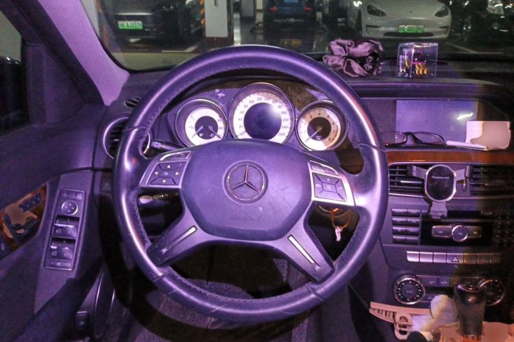 Used Mercedes-Benz C-Class 2011 C 200 CGI Elegant Model Steering Wheel