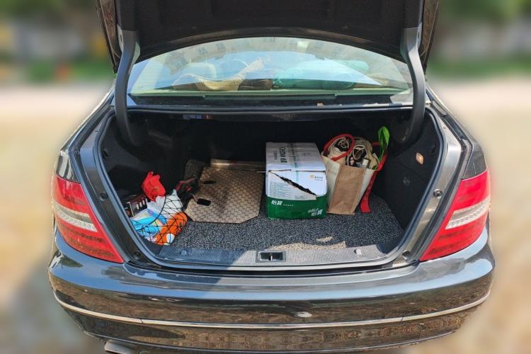 Used Mercedes-Benz C-Class 2011 C 200 CGI Elegant Model Trunk