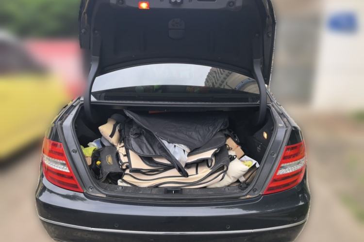 Used Mercedes-Benz C-Class 2011 C 200 CGI Fashion Model Trunk