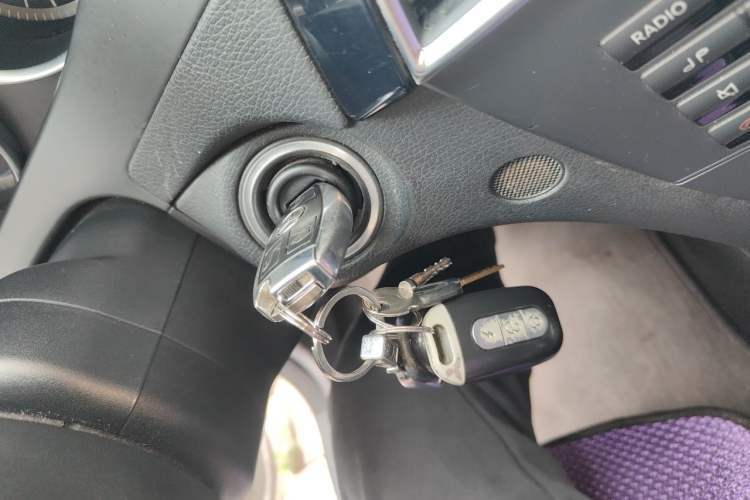 Used Mercedes-Benz C-Class 2011 C 180K Classic model Vehicle Key