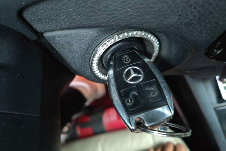 Used Mercedes-Benz C-Class 2011 C 200 CGI Fashion Model Vehicle Key