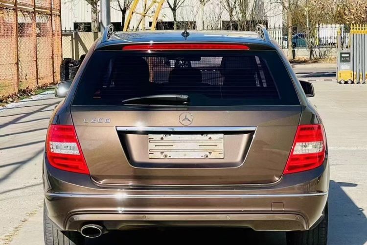 Used Mercedes-Benz C-Class 2011 C 200 Fashion Travel Edition Exterior 2
