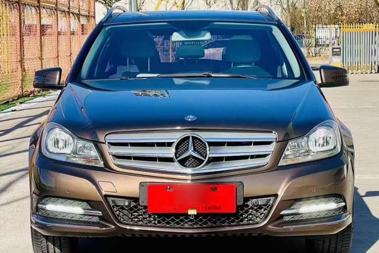 Used Mercedes-Benz C-Class 2011 C 200 Fashion Travel Edition Exterior 4