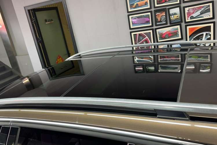 Used Mercedes-Benz C-Class 2011 C 200 Fashion Travel Edition Interior 4