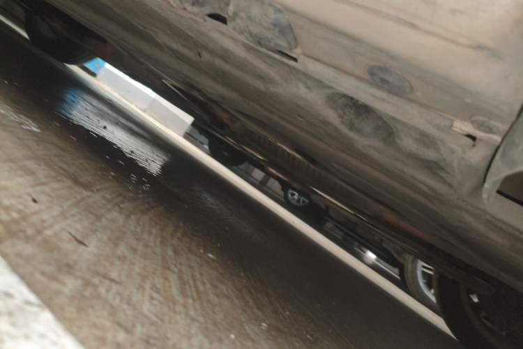 Used Mercedes-Benz C-Class 2011 C 200 CGI Fashion Model Chassis Rear Left