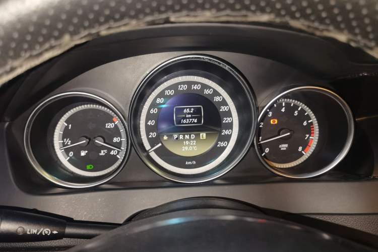 Used Mercedes-Benz C-Class 2011 C 180K Classic model Instrument Cluster