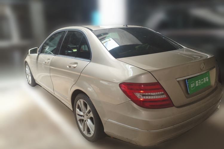 Used Mercedes-Benz C-Class 2011 C 200 CGI Fashion Model Rear Left 45 Deg