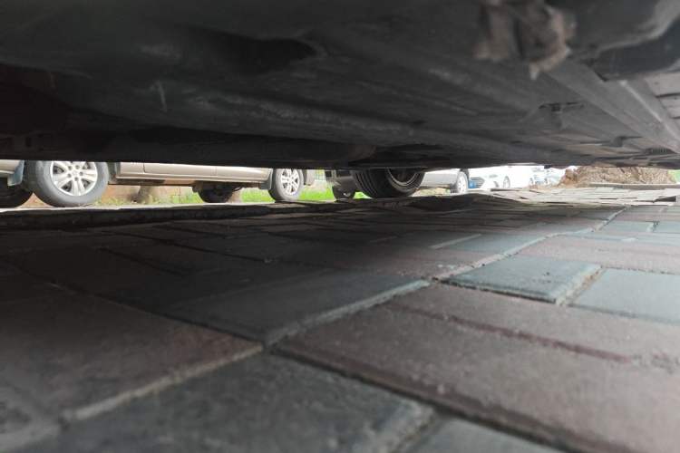 Used Mercedes-Benz C-Class 2011 C 180K Classic model Chassis Front Left